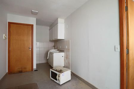 Apartamento para alugar com 31m², 1 quarto e 1 vagaSala