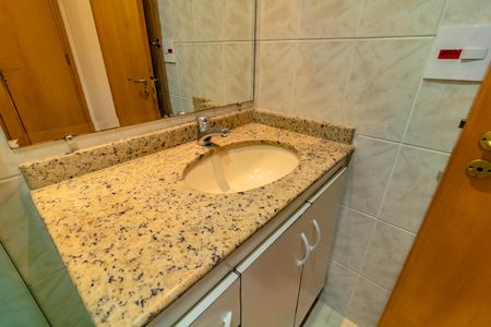 Apartamento à venda com 39m², 1 quarto e 1 vaga Apartamento à venda com 39m², 1 quarto e 1 vagaBanheiro