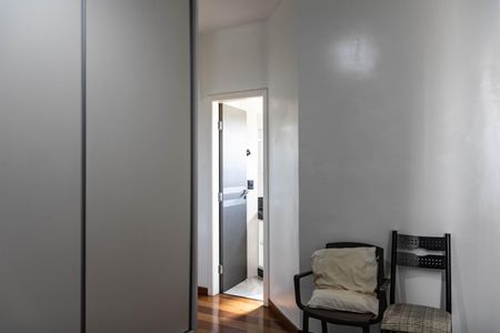 Apartamento à venda com 85m², 3 quartos e 2 vagas Apartamento à venda com 85m², 3 quartos e 2 vagasSuíte