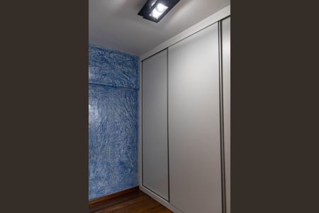 Apartamento à venda com 85m², 3 quartos e 2 vagas Apartamento à venda com 85m², 3 quartos e 2 vagasSuíte