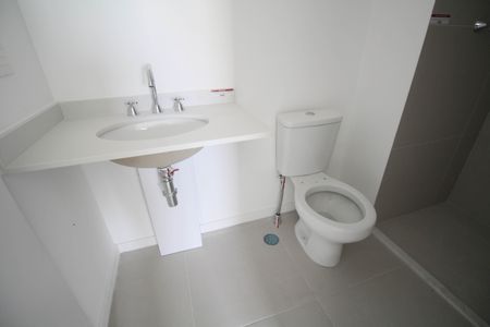 Apartamento para alugar com 65m², 2 quartos e 2 vagas Apartamento para alugar com 65m², 2 quartos e 2 vagasBanheiro Suíte