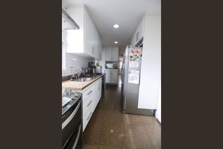 Apartamento à venda com 173m², 4 quartos e 3 vagasCozinha