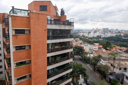 Apartamento à venda com 173m², 4 quartos e 3 vagasVista da Suíte 2