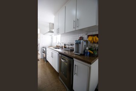 Apartamento à venda com 173m², 4 quartos e 3 vagasCozinha