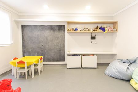 Apartamento à venda com 33m², 2 quartos e sem vagaÁrea comum - Brinquedoteca