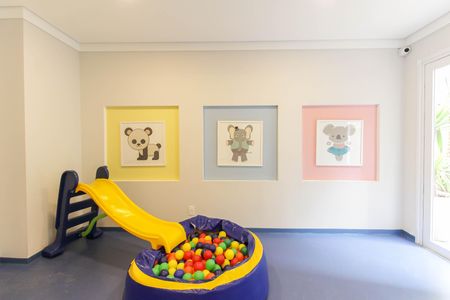 Apartamento à venda com 33m², 2 quartos e sem vagaÁrea comum - Brinquedoteca