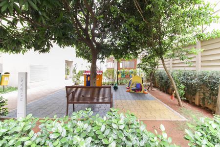 Apartamento à venda com 33m², 2 quartos e sem vagaÁrea comum - Playground
