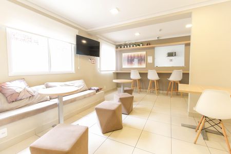 Apartamento à venda com 33m², 2 quartos e sem vagaÁrea comum - Salão de Festas