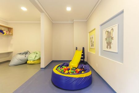 Apartamento à venda com 33m², 2 quartos e sem vagaÁrea comum - Brinquedoteca