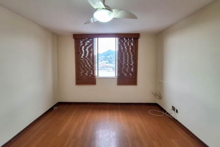 Apartamento para alugar com 78m², 3 quartos e 1 vagaSala