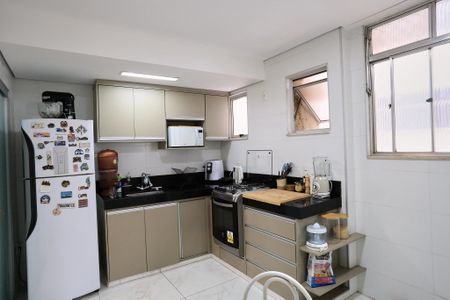 Apartamento à venda com 91m², 3 quartos e 1 vagaCozinha