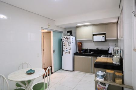 Apartamento à venda com 91m², 3 quartos e 1 vagaCozinha