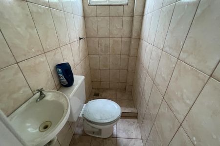 Casa para alugar com 66m², 2 quartos e sem vagaBanheiro