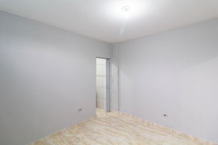 Casa para alugar com 80m², 1 quarto e sem vagaSuíte