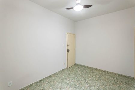 Apartamento à venda com 87m², 2 quartos e sem vagaSala