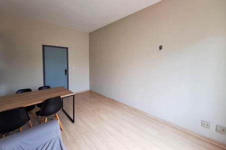 Apartamento à venda com 67m², 1 quarto e 1 vaga Apartamento à venda com 67m², 1 quarto e 1 vagaSala