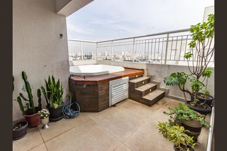 Apartamento à venda com 177m², 3 quartos e 2 vagas Apartamento à venda com 177m², 3 quartos e 2 vagasTerraço