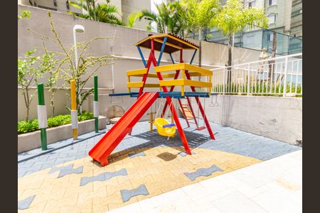 Apartamento à venda com 177m², 3 quartos e 2 vagas Apartamento à venda com 177m², 3 quartos e 2 vagasÁrea comum - Playground