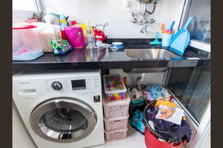 Apartamento à venda com 177m², 3 quartos e 2 vagas Apartamento à venda com 177m², 3 quartos e 2 vagasÁrea de Serviço