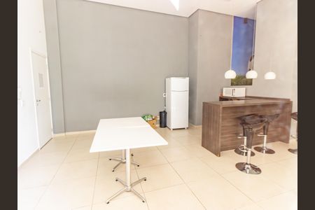 Apartamento à venda com 177m², 3 quartos e 2 vagas Apartamento à venda com 177m², 3 quartos e 2 vagasÁrea comum - Salão de festas