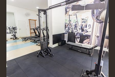 Apartamento à venda com 177m², 3 quartos e 2 vagas Apartamento à venda com 177m², 3 quartos e 2 vagasÁrea comum - Academia