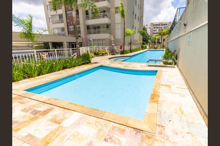 Apartamento à venda com 177m², 3 quartos e 2 vagas Apartamento à venda com 177m², 3 quartos e 2 vagasÁrea comum - Piscina