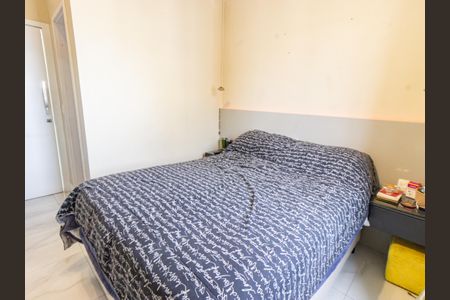 Apartamento à venda com 177m², 3 quartos e 2 vagas Apartamento à venda com 177m², 3 quartos e 2 vagasSuíte 1