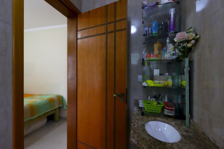 Apartamento à venda com 102m², 3 quartos e 2 vagasBanheiro da Suíte