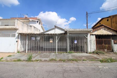 Casa para alugar com 180m², 2 quartos e 3 vagasFachada