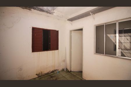 Casa para alugar com 180m², 2 quartos e 3 vagasQuintal