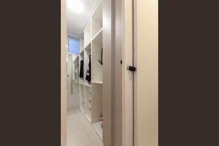 Apartamento à venda com 80m², 1 quarto e 1 vagaCloset da suíte