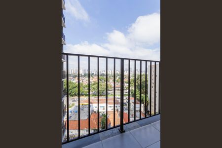 Studio para alugar com 31m², 1 quarto e sem vaga Studio para alugar com 31m², 1 quarto e sem vagaVaranda