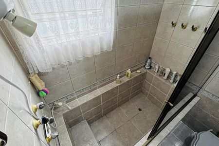 Casa à venda com 250m², 3 quartos e 2 vagas Casa à venda com 250m², 3 quartos e 2 vagasBanheiro 1