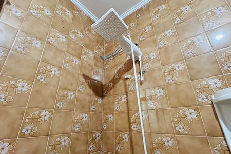 Casa à venda com 250m², 3 quartos e 2 vagas Casa à venda com 250m², 3 quartos e 2 vagasBanheiro 2