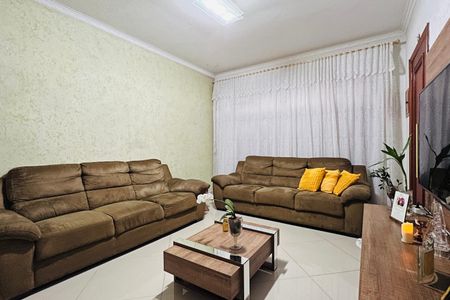 Casa à venda com 250m², 3 quartos e 2 vagas Casa à venda com 250m², 3 quartos e 2 vagasSala