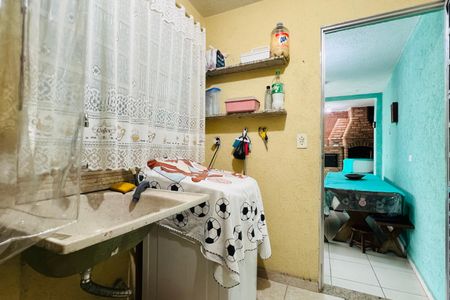 Casa à venda com 250m², 3 quartos e 2 vagas Casa à venda com 250m², 3 quartos e 2 vagasÁrea de Serviço