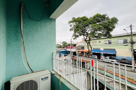 Casa à venda com 250m², 3 quartos e 2 vagas Casa à venda com 250m², 3 quartos e 2 vagasVaranda do Quarto 1