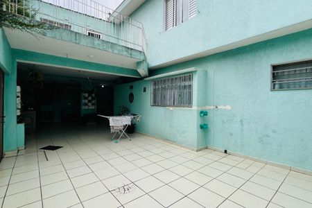 Casa à venda com 250m², 3 quartos e 2 vagas Casa à venda com 250m², 3 quartos e 2 vagasGaragem
