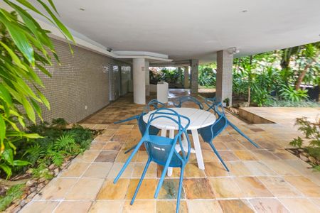 Apartamento para alugar com 110m², 3 quartos e 1 vagaÁrea de Lazer 