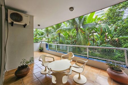 Apartamento para alugar com 110m², 3 quartos e 1 vagaVaranda 