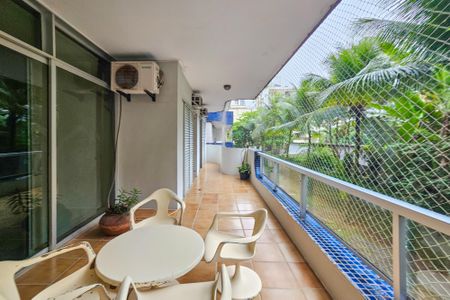 Apartamento para alugar com 110m², 3 quartos e 1 vagaVaranda