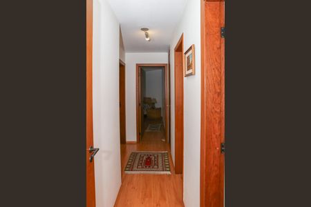 Apartamento para alugar com 249m², 3 quartos e 2 vagas Apartamento para alugar com 249m², 3 quartos e 2 vagasCorredor