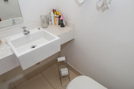 Apartamento para alugar com 249m², 3 quartos e 2 vagas Apartamento para alugar com 249m², 3 quartos e 2 vagasLavabo