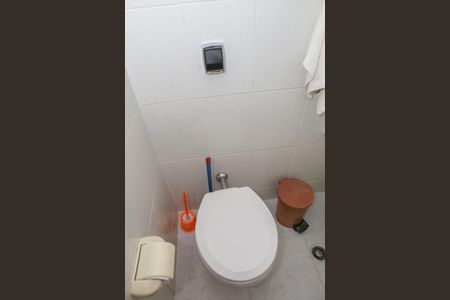 Apartamento para alugar com 249m², 3 quartos e 2 vagas Apartamento para alugar com 249m², 3 quartos e 2 vagasBanheiro de Serviço