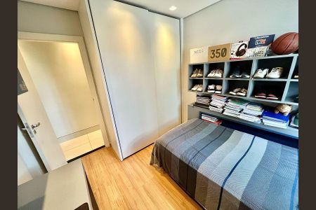 Apartamento à venda com 170m², 4 quartos e 3 vagasQuarto 2