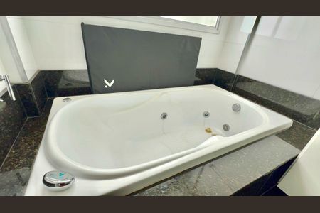 Apartamento à venda com 170m², 4 quartos e 3 vagasQuarto 4 - Suíte