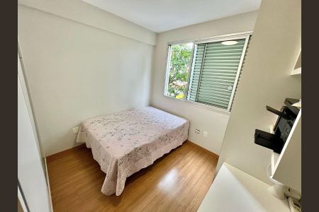 Apartamento à venda com 170m², 4 quartos e 3 vagasQuarto 1