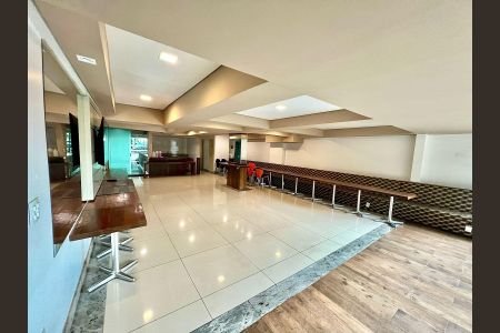 Apartamento à venda com 170m², 4 quartos e 3 vagasÁrea comum - Salão de festas