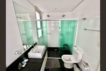 Apartamento à venda com 170m², 4 quartos e 3 vagasQuarto 4 - Suíte