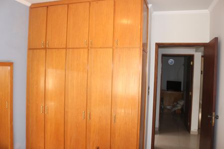 Casa à venda com 394m², 3 quartos e 6 vagasQuarto 1